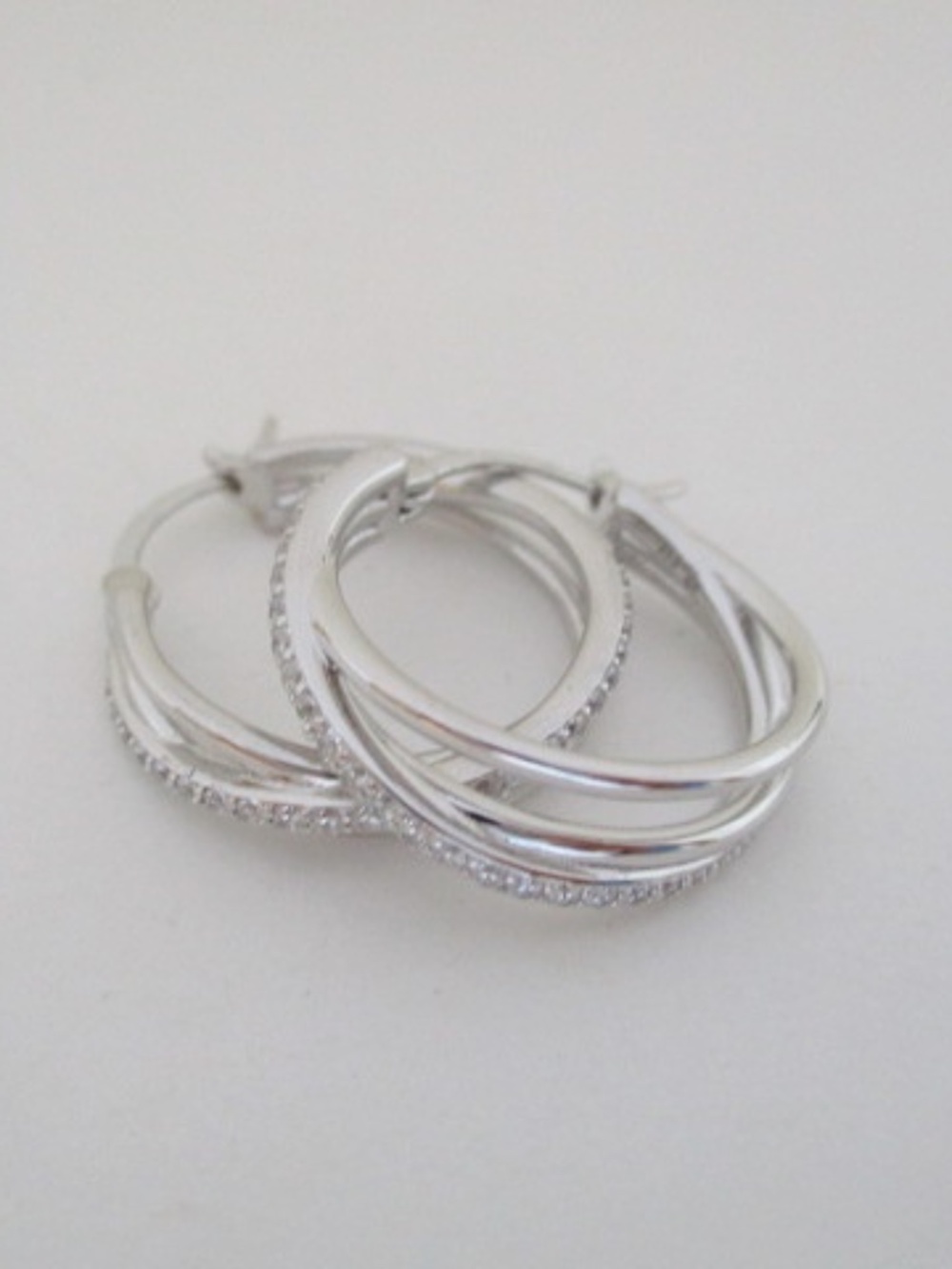RALPH LAUREN - Pavé Crisscross Hoop Earrings in Sterling Silver - Picture 8 of 9